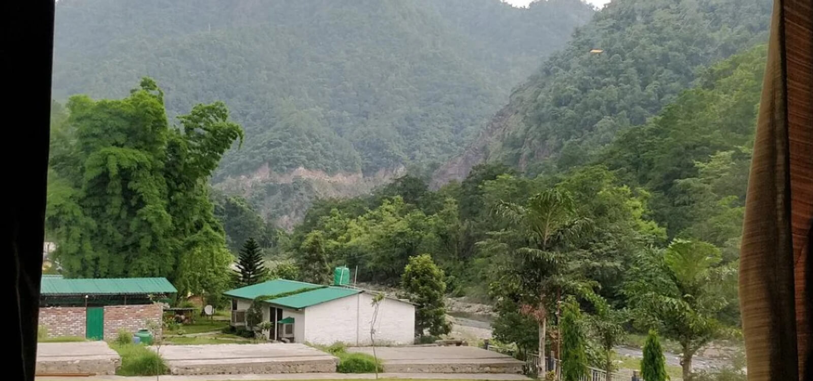 surrounding enviroment of Pacific Inn rishikesh captured from room