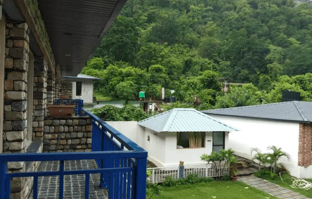 Pacific Inn 360 resort rishikesh - best riverside resort in rishikesh